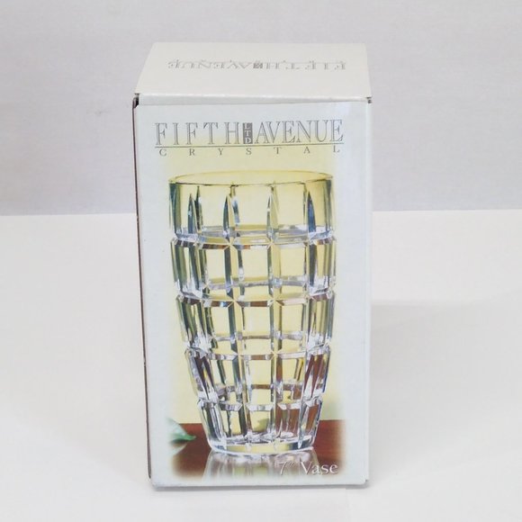 Fifth Avenue Crystal Emerald 7" Vase #302901-GB Sparkling Lead Crystal Clear NIB - Picture 1 of 11